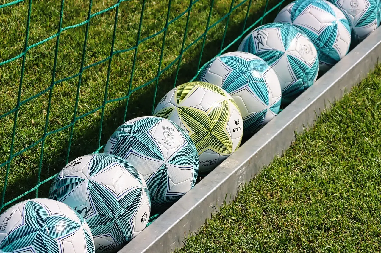 Dramatik til sidste fløjt, et straffesparkshattrick og sene vendinger: 3. Liga runde 4 samlet her